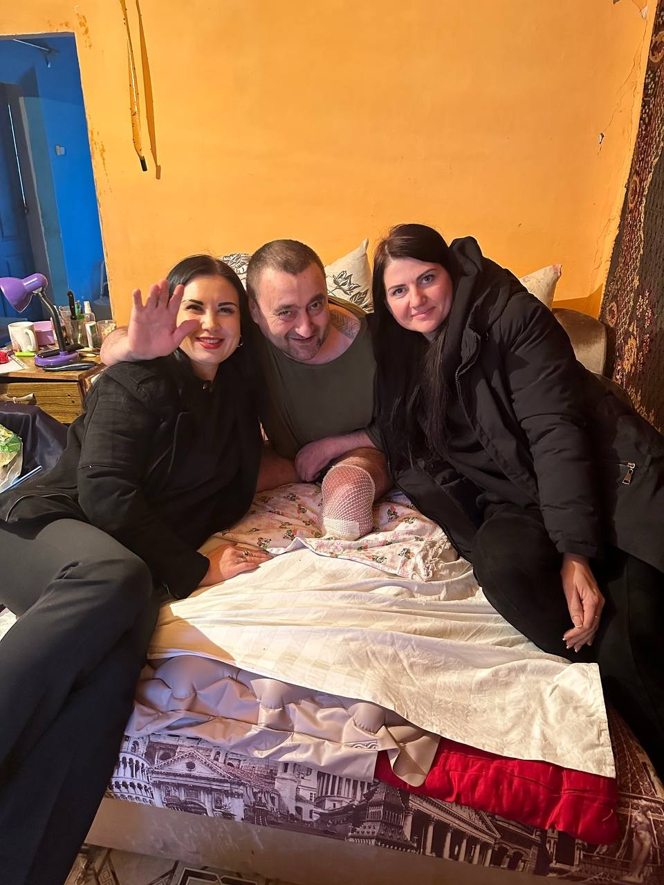 Помощь одиноким, инвалидам и пожилым людям