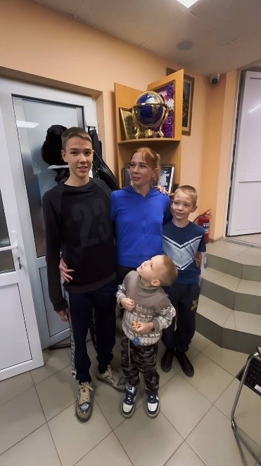 Друзья, сбор для семьи Пешковых закрыт!